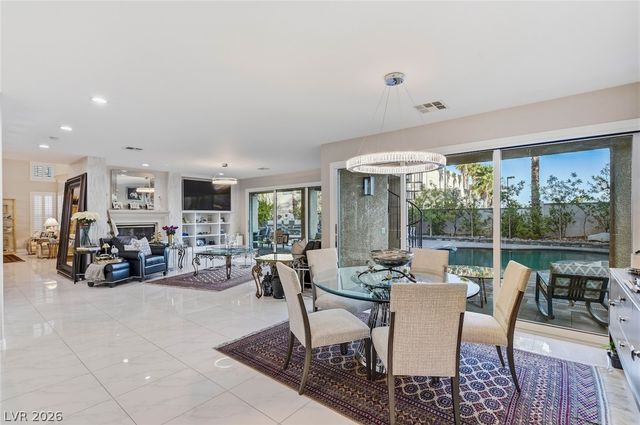 10721 Capesthorne Way, Las Vegas, NV 89135