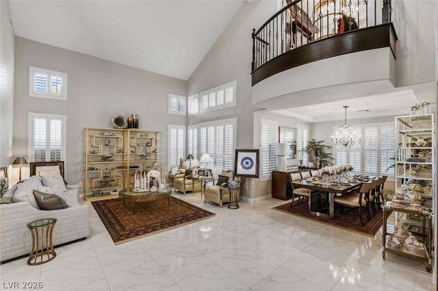 10721 Capesthorne Way, Las Vegas, NV 89135