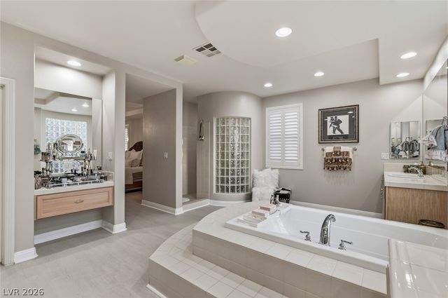 10721 Capesthorne Way, Las Vegas, NV 89135