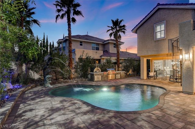 10721 Capesthorne Way, Las Vegas, NV 89135