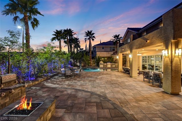 10721 Capesthorne Way, Las Vegas, NV 89135