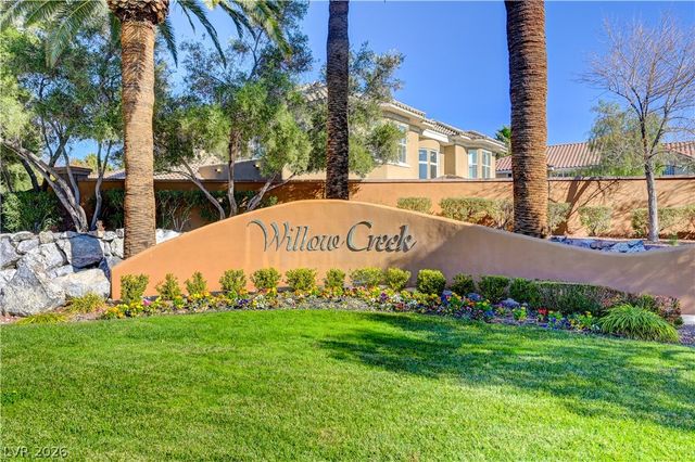 10721 Capesthorne Way, Las Vegas, NV 89135