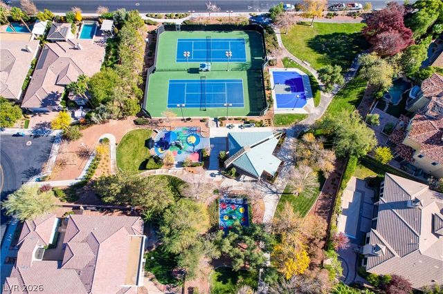 10721 Capesthorne Way, Las Vegas, NV 89135