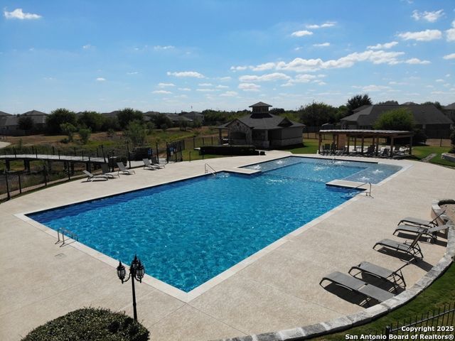 3903 Pease Park, Converse, TX 78109