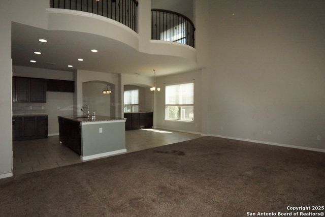 3903 Pease Park, Converse, TX 78109