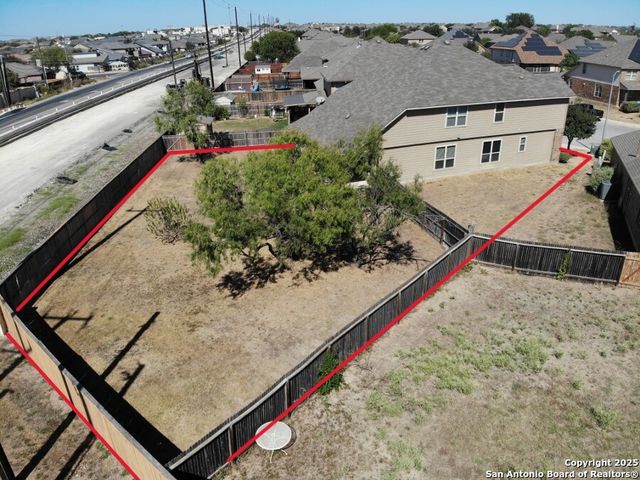 3903 Pease Park, Converse, TX 78109