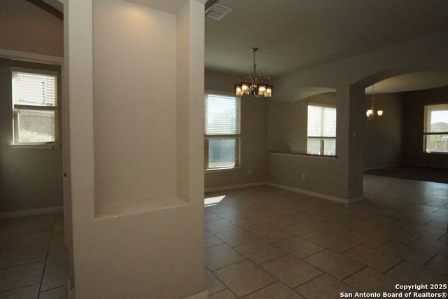 3903 Pease Park, Converse, TX 78109