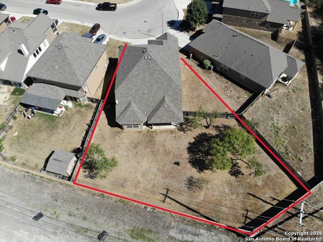 3903 Pease Park, Converse, TX 78109