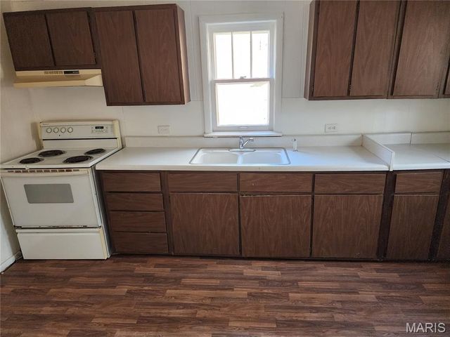 138 Mulberry Street, Greenville, MO 63944