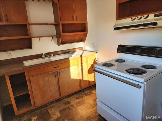 138 Mulberry Street, Greenville, MO 63944