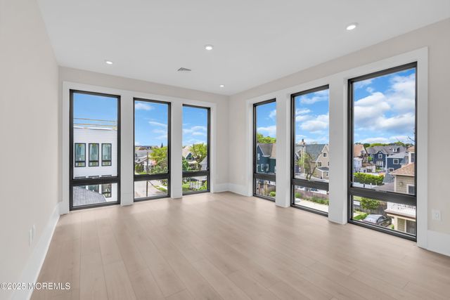 218 3rd Avenue, 305, Asbury Park, NJ 07712