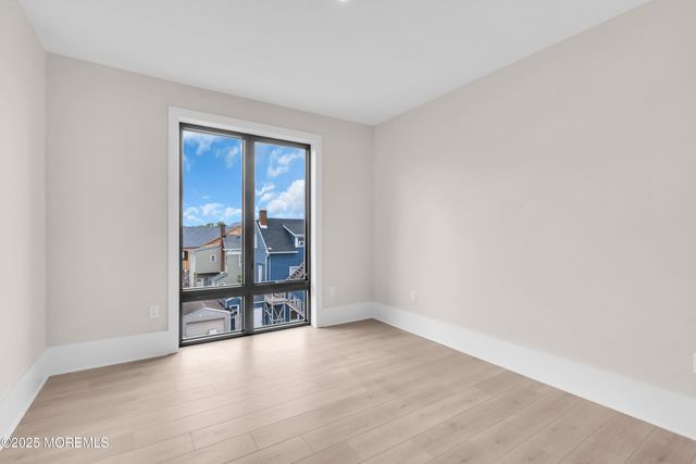 218 3rd Avenue, 305, Asbury Park, NJ 07712