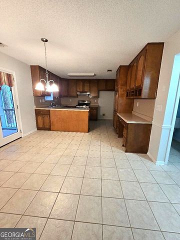 536 HORSESHOE Circle, Stockbridge, GA 30281
