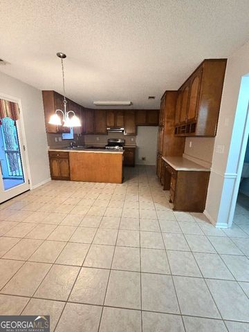 536 HORSESHOE Circle, Stockbridge, GA 30281