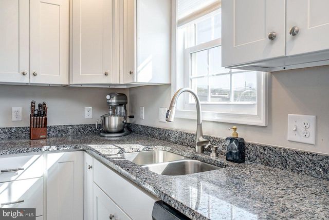 107 EIGHTH ST, Grottoes, VA 24441