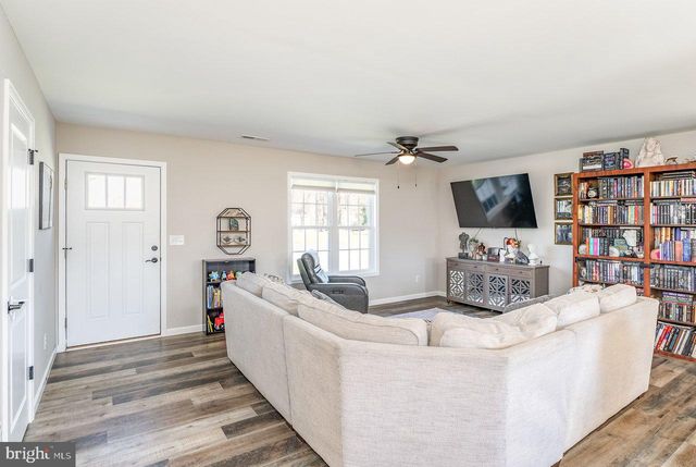 107 EIGHTH ST, Grottoes, VA 24441