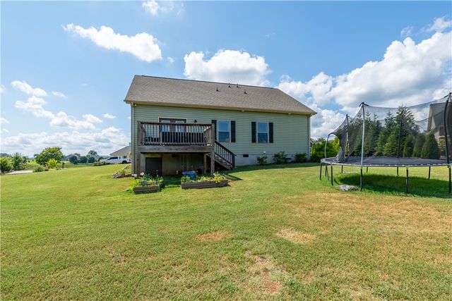 1907 Queen Drive, Walhalla, SC 29691