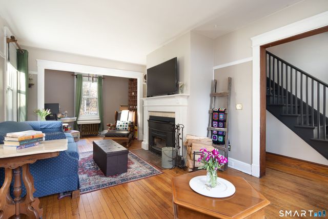 27 Roberts Avenue, Watertown, CT 06795