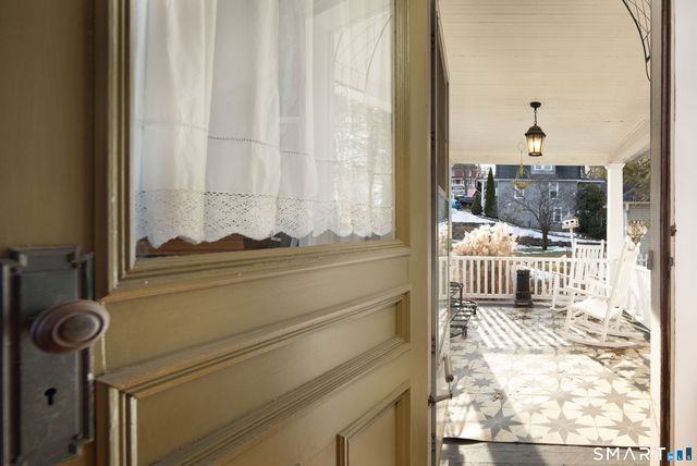 27 Roberts Avenue, Watertown, CT 06795