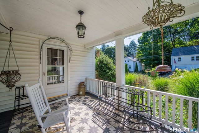 27 Roberts Avenue, Watertown, CT 06795