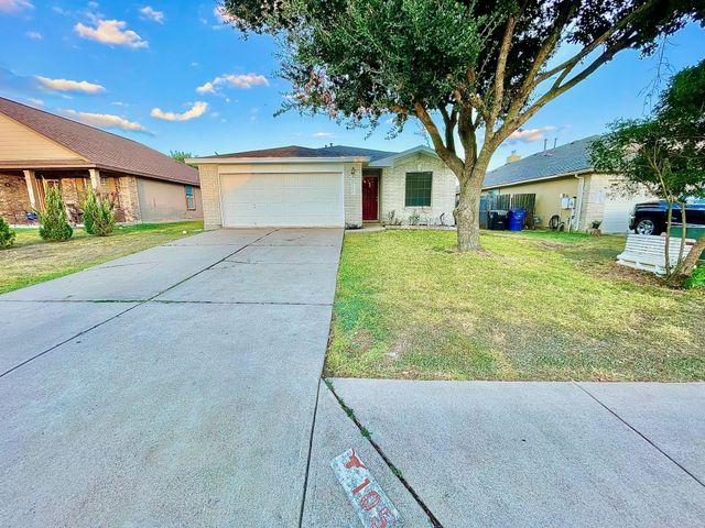 105 David DR, Hutto, TX 78634