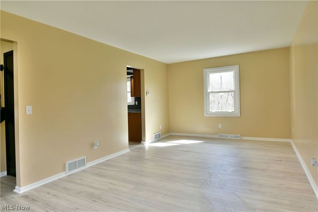 105 Fairview Avenue, Cortland, OH 44410