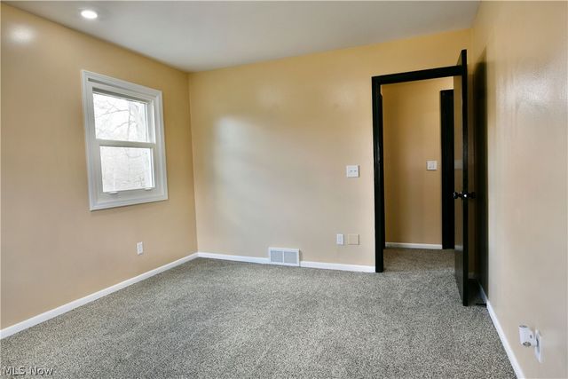 105 Fairview Avenue, Cortland, OH 44410