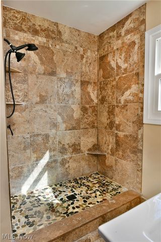 105 Fairview Avenue, Cortland, OH 44410