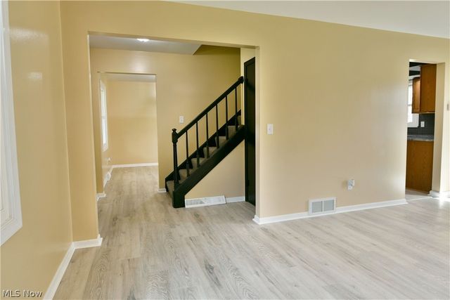 105 Fairview Avenue, Cortland, OH 44410