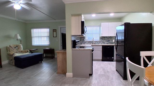 2010 Fillmore Street 303, Hollywood, FL 33020