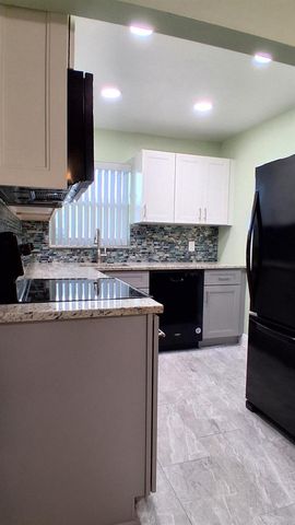 2010 Fillmore Street 303, Hollywood, FL 33020