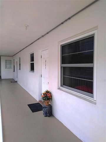 2010 Fillmore Street 303, Hollywood, FL 33020
