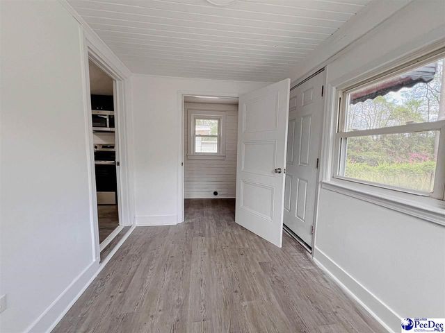 3809 E Effingham HWY, Effingham, SC 29541