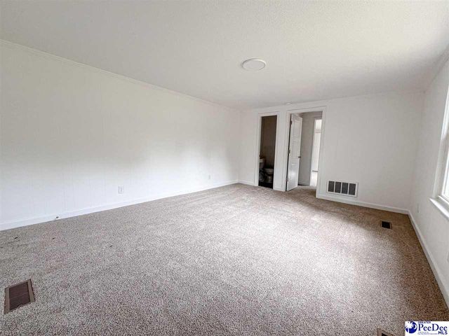 3809 E Effingham HWY, Effingham, SC 29541