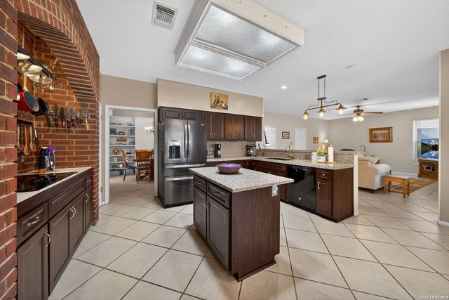 8519 Timber Ranch, San Antonio, TX 78250