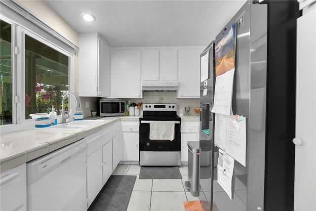 23636 Messina, Laguna Hills, CA 92653