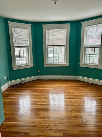 176 Congress Ave 2, Chelsea, MA 02150