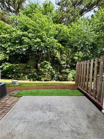 673 Kenridge Drive, Suwanee, GA 30024