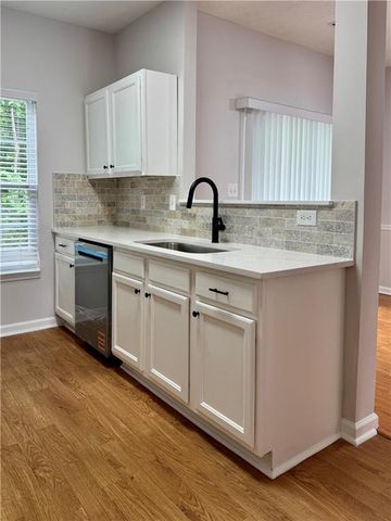 673 Kenridge Drive, Suwanee, GA 30024