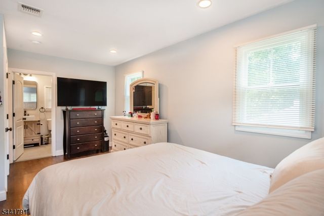 950 E Walnut Dr, Stillwater Twp., NJ 07860