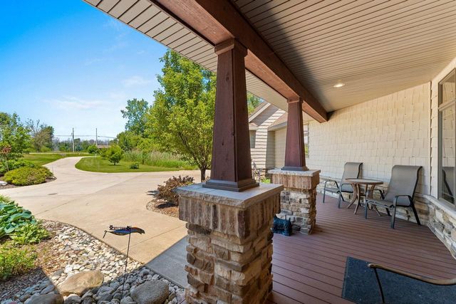 5317 S 10th STREET, Manitowoc, WI 54220