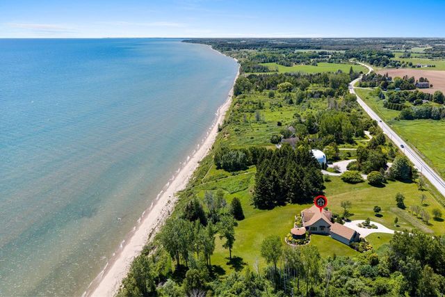 5317 S 10th STREET, Manitowoc, WI 54220