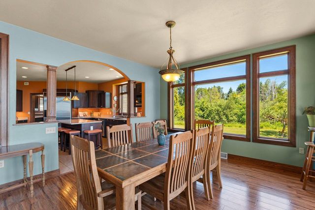 5317 S 10th STREET, Manitowoc, WI 54220
