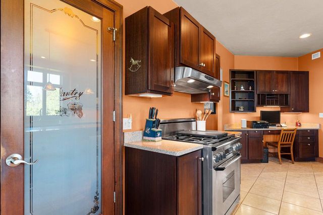 5317 S 10th STREET, Manitowoc, WI 54220