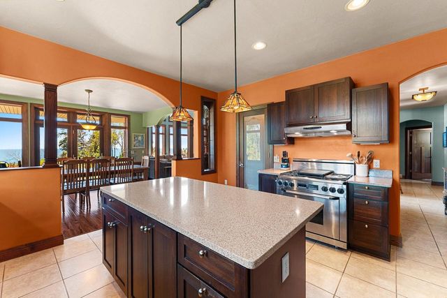 5317 S 10th STREET, Manitowoc, WI 54220
