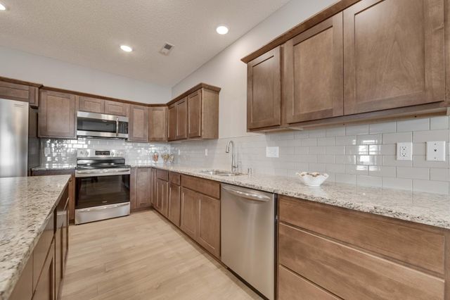 2605 Hanson Avenue, Faribault, MN 55021