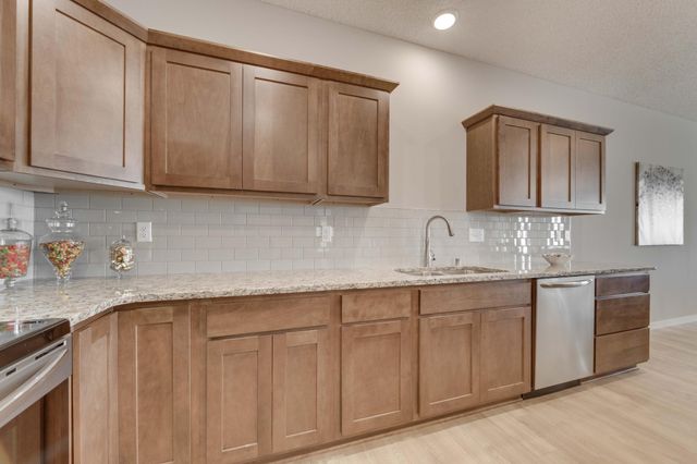 2605 Hanson Avenue, Faribault, MN 55021