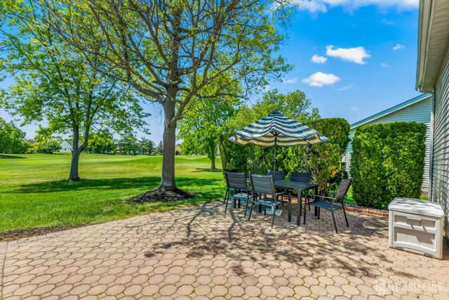 25 Leeds Lane, Monroe, NJ 08831