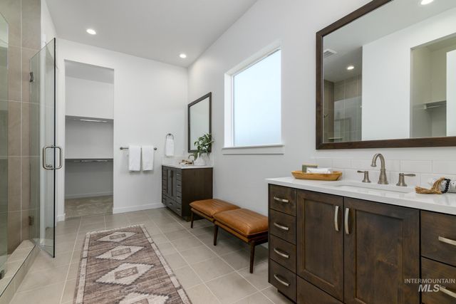 5522 Sparky Ave, Caldwell, ID 83607