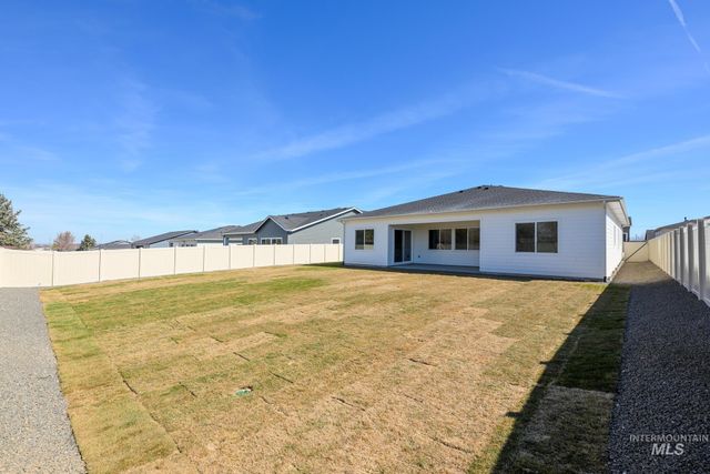 5522 Sparky Ave, Caldwell, ID 83607